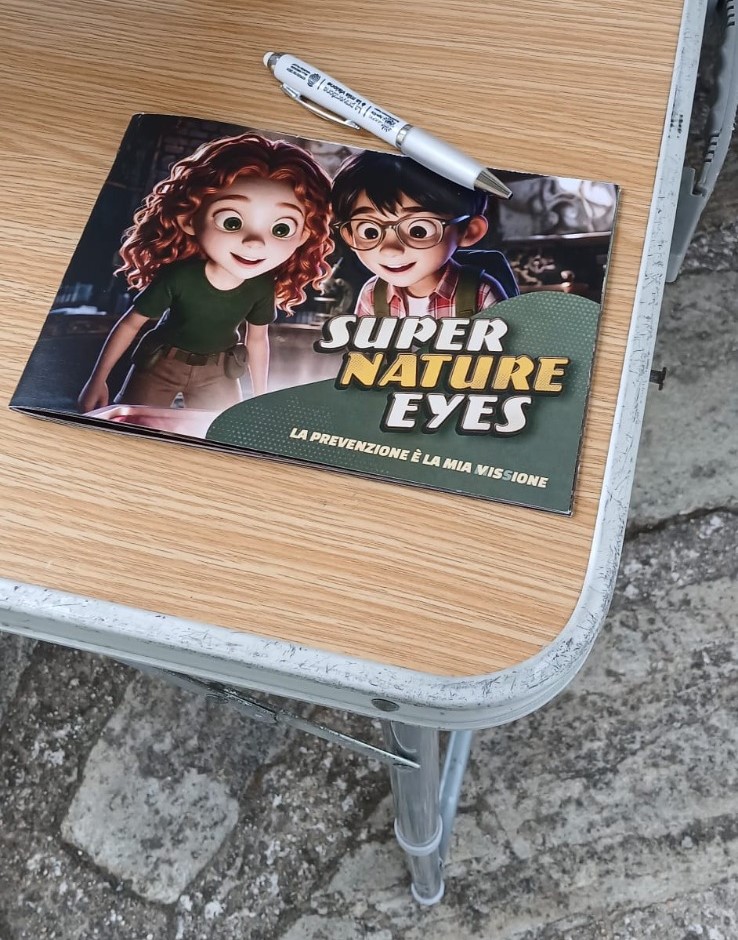 La brochure del progetto, intitolata "super nature eyes"